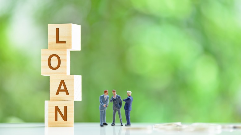 loan spelled in blocks