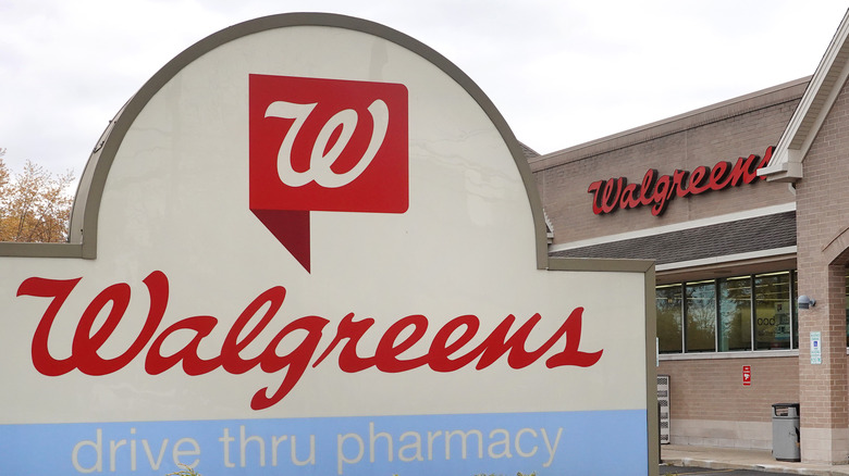 Walgreens pharmacy