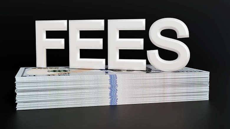 You've Been Warned: These Red Flags Mean A Retiree Should Switch Banks