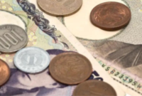 Yen Son 34 Yılın Düşüğünde