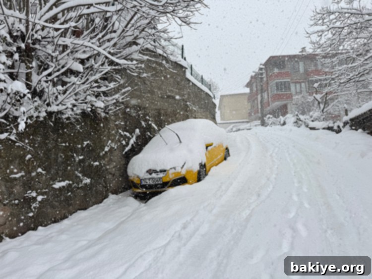 Kar ve soğuk yurdu etkisi altına aldı 3 Karda mahsur kalan otobüsler